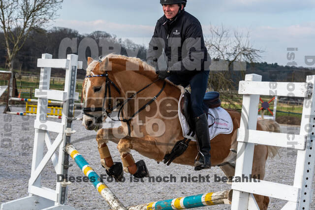 Gymnastik- Springen mit Karl-Heinz Nothofer beim RV Seydlitz Kamp 1884 e.V.