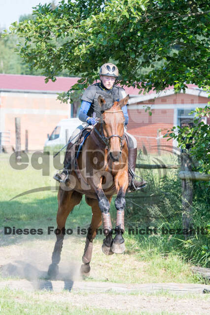 Tholi-Tour Lehrgang Vanessa Bölting