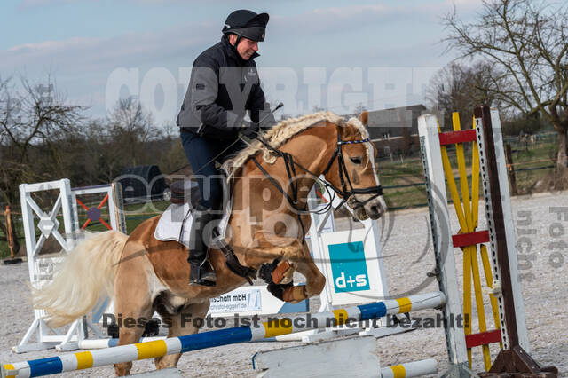 Gymnastik- Springen mit Karl-Heinz Nothofer beim RV Seydlitz Kamp 1884 e.V.