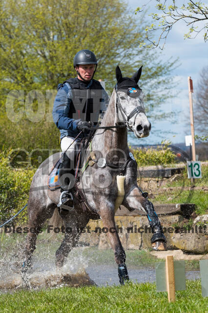 Arne Bergendahl , Bronco 487