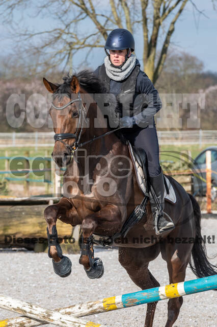 Gymnastik- Springen mit Karl-Heinz Nothofer beim RV Seydlitz Kamp 1884 e.V.