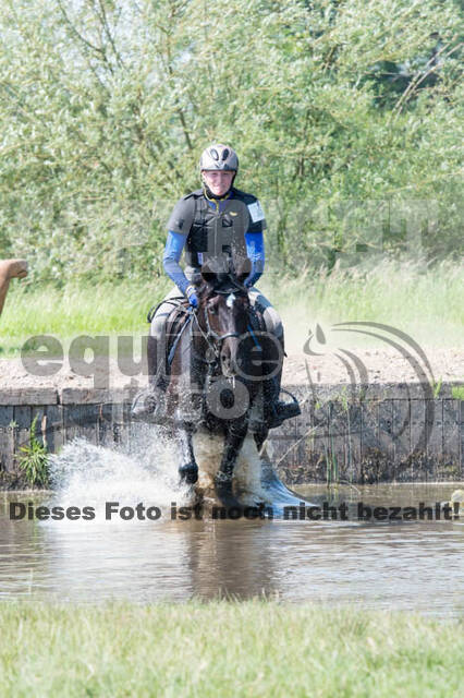 Tholi-Tour Lehrgang Vanessa Bölting