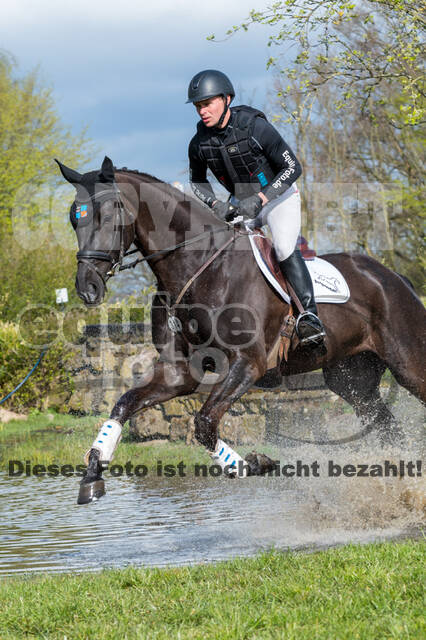 Arne Bergendahl , Rocky Noir 3