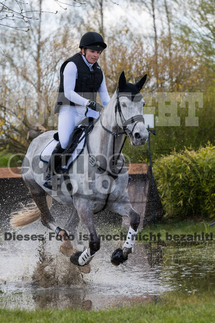 Laura Thomas , Die Mc Muck 