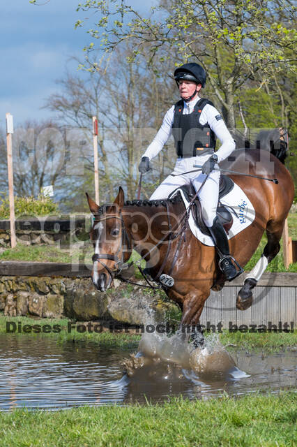 Sophie Leube , Nofretete 15 