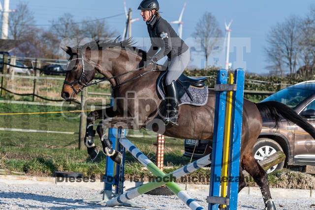 Gymnastik- Springen mit Karl-Heinz Nothofer beim RV Seydlitz Kamp 1884 e.V.