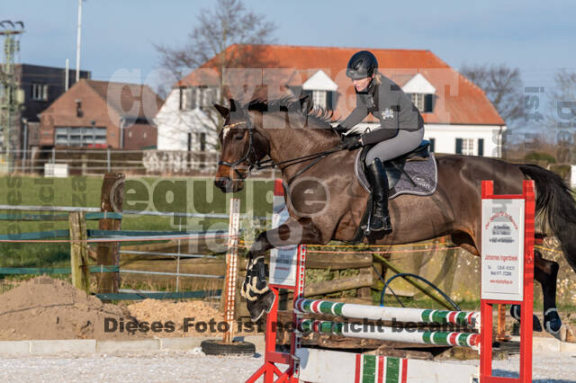 Gymnastik- Springen mit Karl-Heinz Nothofer beim RV Seydlitz Kamp 1884 e.V.