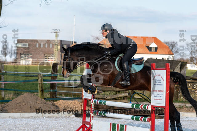 Gymnastik- Springen mit Karl-Heinz Nothofer beim RV Seydlitz Kamp 1884 e.V.