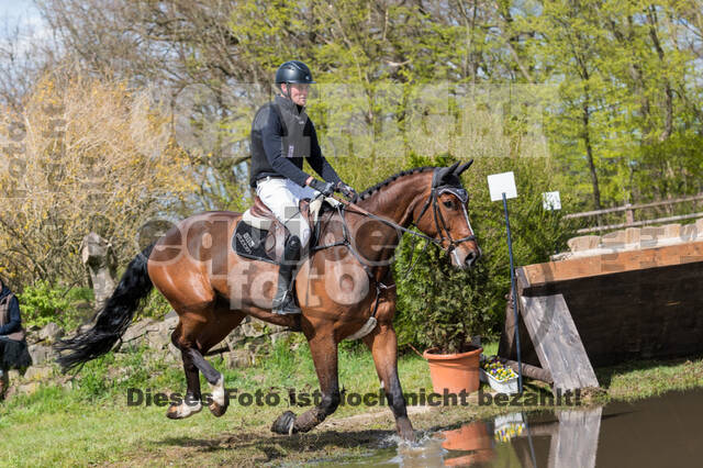 Ben Leuwer , Leonnard 3