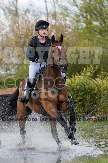 Jana Schoupal , Carsandro 3  