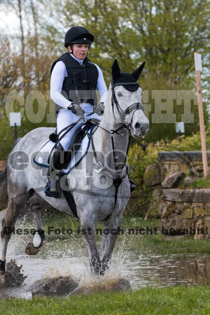 Laura Thomas , Die Mc Muck 