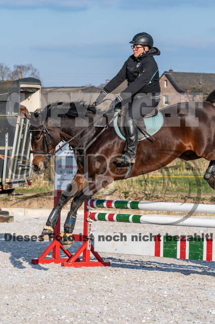 Gymnastik- Springen mit Karl-Heinz Nothofer beim RV Seydlitz Kamp 1884 e.V.