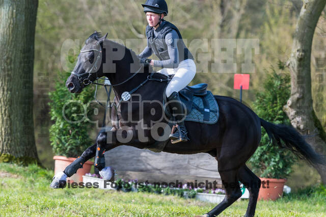 Lena Wiegmann , Vincento 14