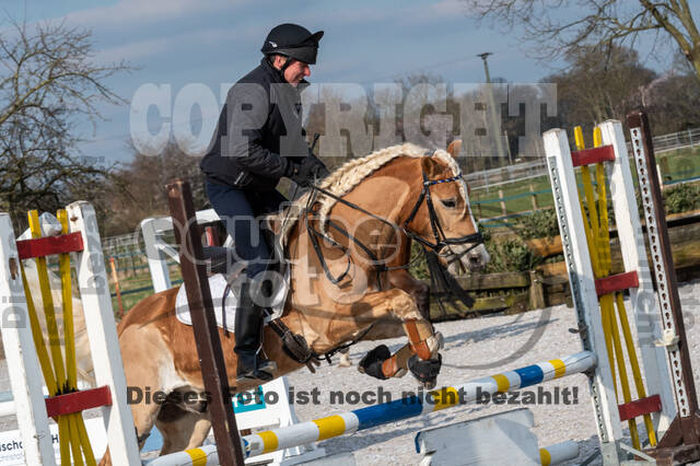 Gymnastik- Springen mit Karl-Heinz Nothofer beim RV Seydlitz Kamp 1884 e.V.
