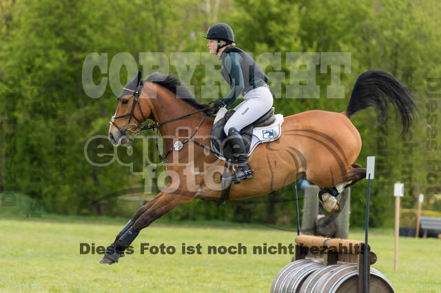 Emma Brüssau , Tullibards Bennysambassador 