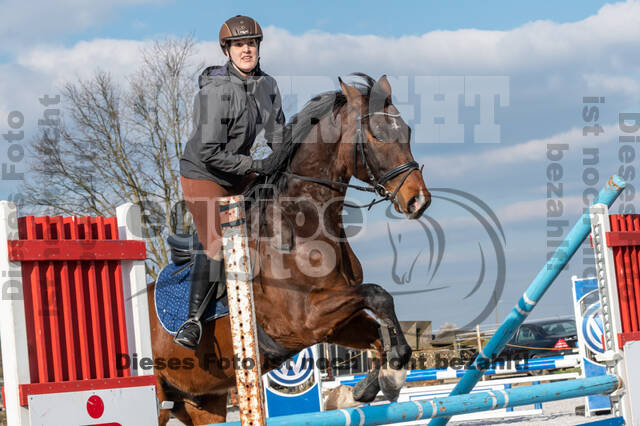 Gymnastik- Springen mit Karl-Heinz Nothofer beim RV Seydlitz Kamp 1884 e.V.