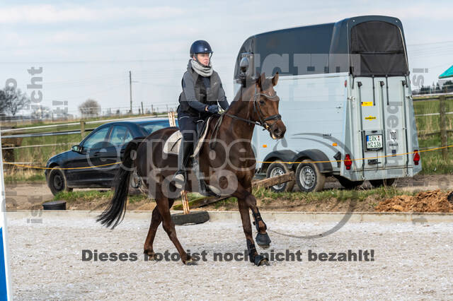 Gymnastik- Springen mit Karl-Heinz Nothofer beim RV Seydlitz Kamp 1884 e.V.