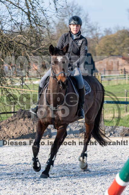 Gymnastik- Springen mit Karl-Heinz Nothofer beim RV Seydlitz Kamp 1884 e.V.