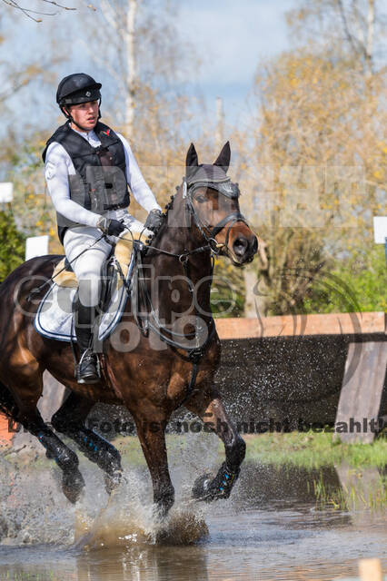 Lea Weber , Independent Star  