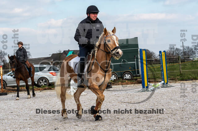 Gymnastik- Springen mit Karl-Heinz Nothofer beim RV Seydlitz Kamp 1884 e.V.