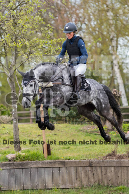 Pia Münker , Charming Boy 67 