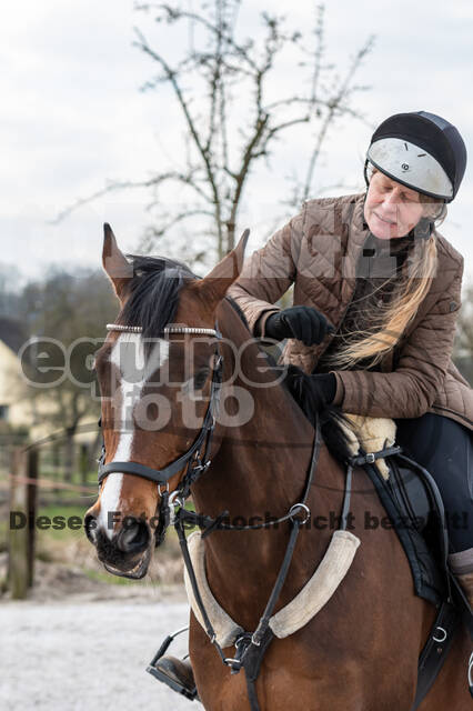 Gymnastik- Springen mit Karl-Heinz Nothofer beim RV Seydlitz Kamp 1884 e.V.