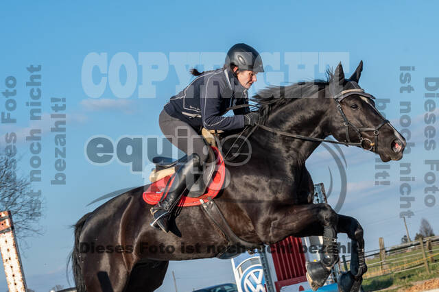 Gymnastik- Springen mit Karl-Heinz Nothofer beim RV Seydlitz Kamp 1884 e.V.