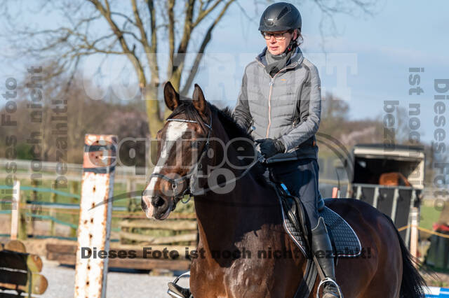 Gymnastik- Springen mit Karl-Heinz Nothofer beim RV Seydlitz Kamp 1884 e.V.