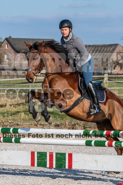 Gymnastik- Springen mit Karl-Heinz Nothofer beim RV Seydlitz Kamp 1884 e.V.