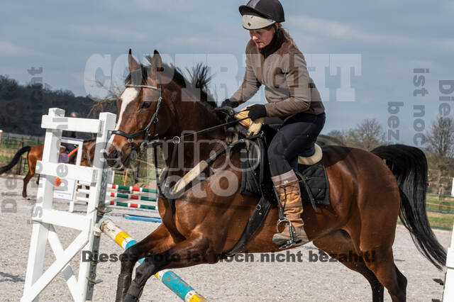 Gymnastik- Springen mit Karl-Heinz Nothofer beim RV Seydlitz Kamp 1884 e.V.