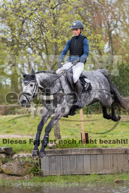 Pia Münker , Charming Boy 67 