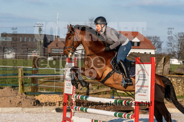 Gymnastik- Springen mit Karl-Heinz Nothofer beim RV Seydlitz Kamp 1884 e.V.