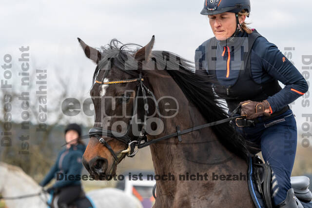 Gymnastik- Springen mit Karl-Heinz Nothofer beim RV Seydlitz Kamp 1884 e.V.