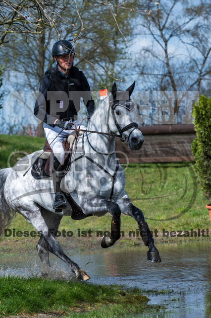 Ben Leuwer , Alienna 4