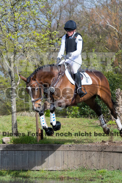 Sophie Leube , Nofretete 15 