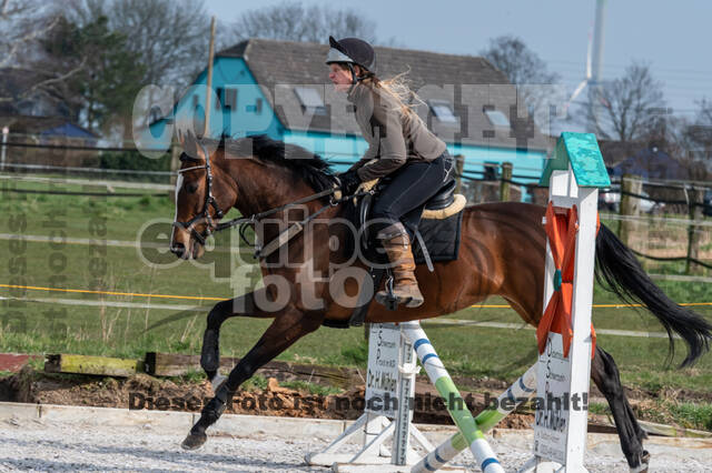 Gymnastik- Springen mit Karl-Heinz Nothofer beim RV Seydlitz Kamp 1884 e.V.
