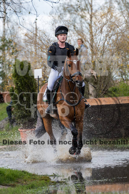 Jana Schoupal , Carsandro 3  