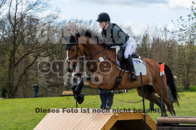 Emma Brüssau , Tullibards Bennysambassador 