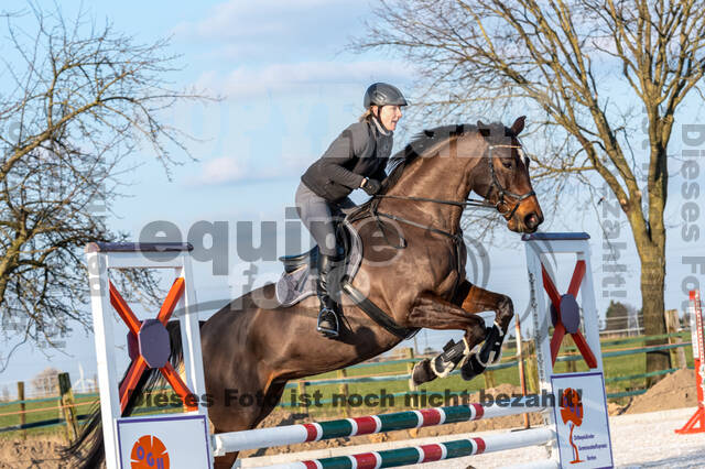Gymnastik- Springen mit Karl-Heinz Nothofer beim RV Seydlitz Kamp 1884 e.V.