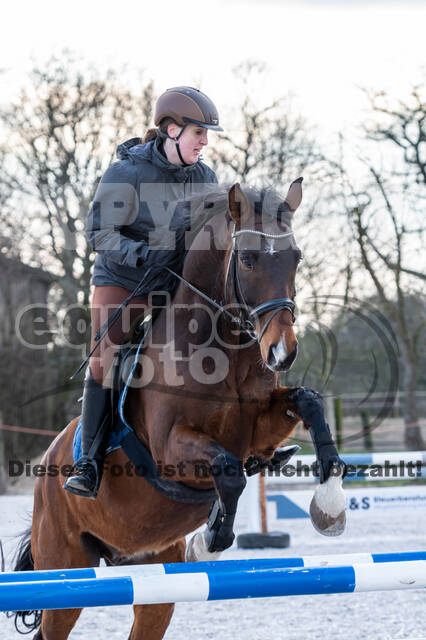 Gymnastik- Springen mit Karl-Heinz Nothofer beim RV Seydlitz Kamp 1884 e.V.